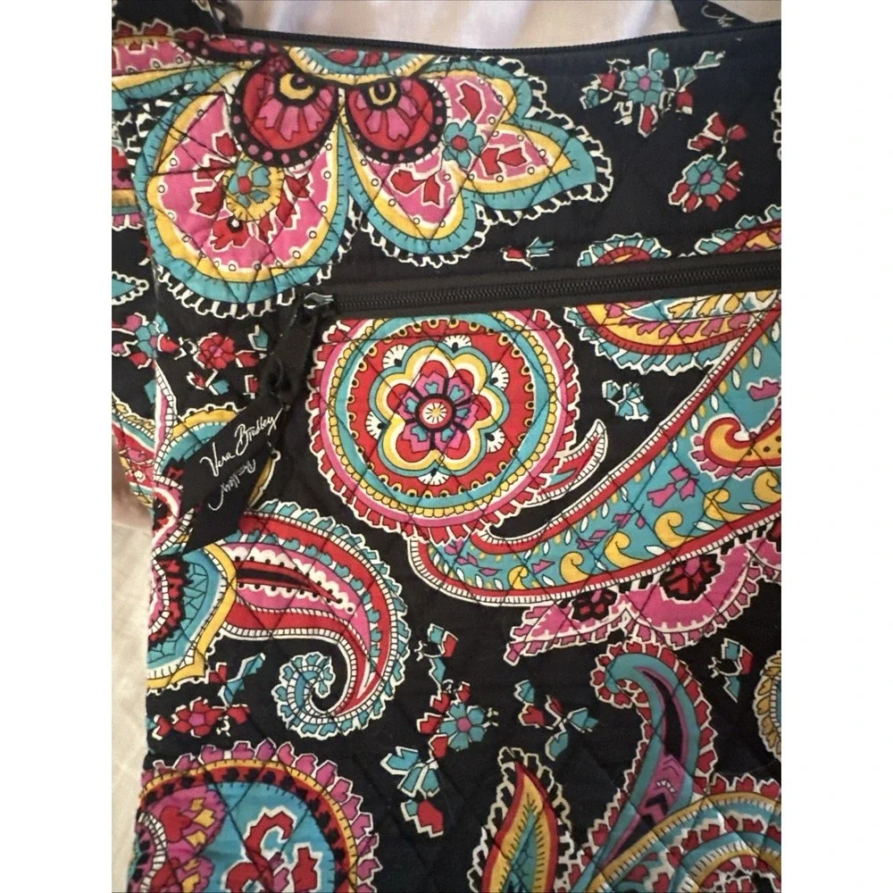 vera bradley crossbody Bag Vibrant Quilted Parisian Paisley pattern Retired